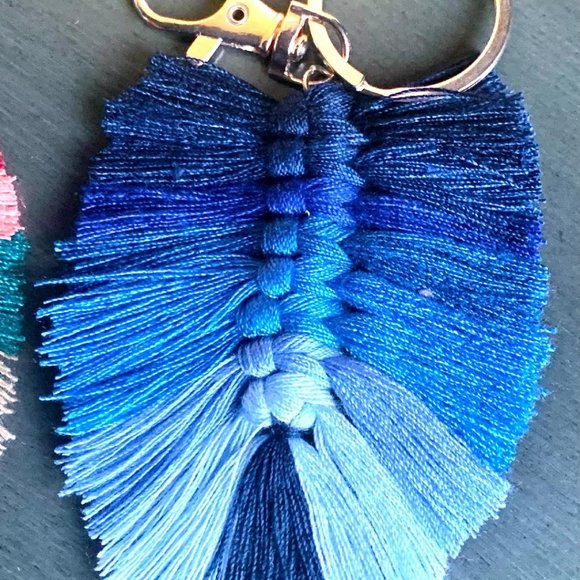 Multicolor Teal Blue Gradient Handcrafted Cotton Boho Leaf Keychain Bag Charm - Picture 3 of 4